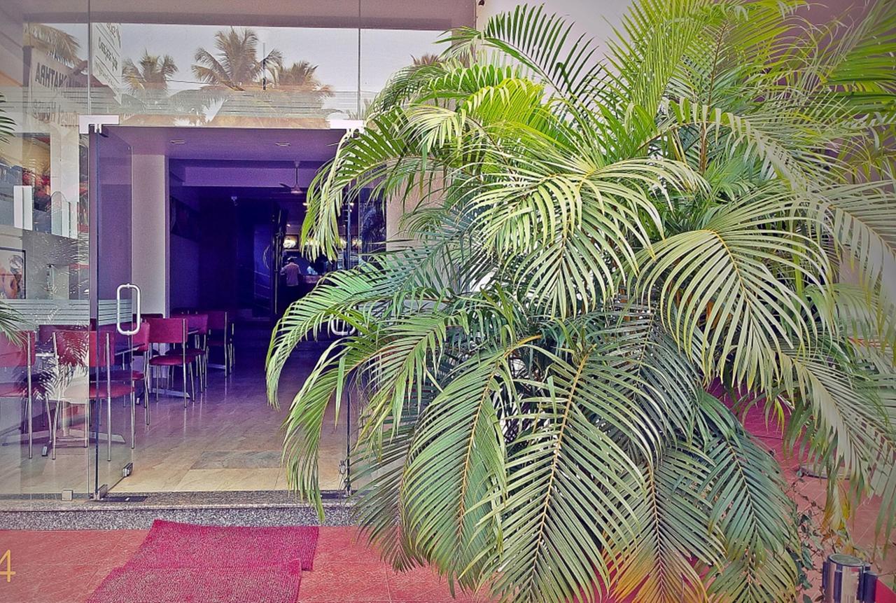 Hotel Mookambika Palace Kollur Exterior foto
